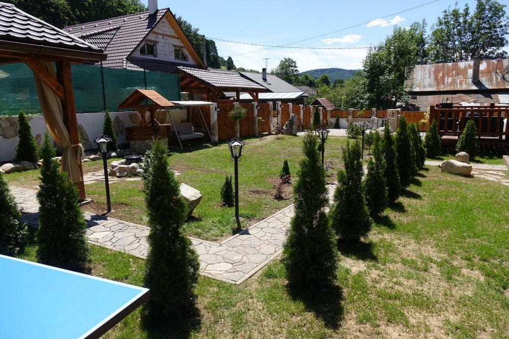 Dvojapartmánová drevenica Mýto Myto pod Dumbierom Exterior foto