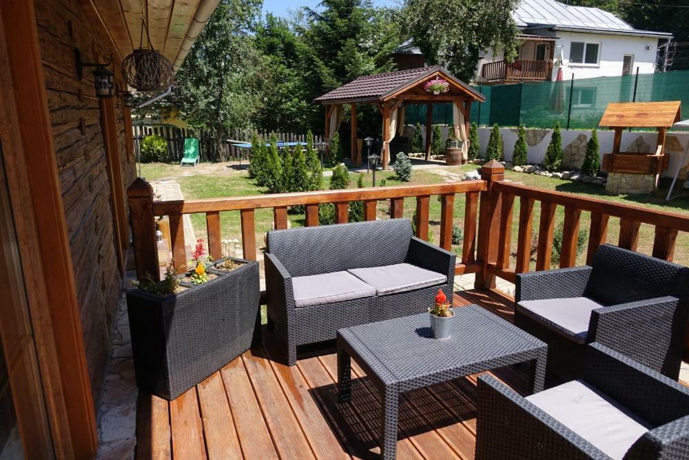 Dvojapartmánová drevenica Mýto Myto pod Dumbierom Exterior foto